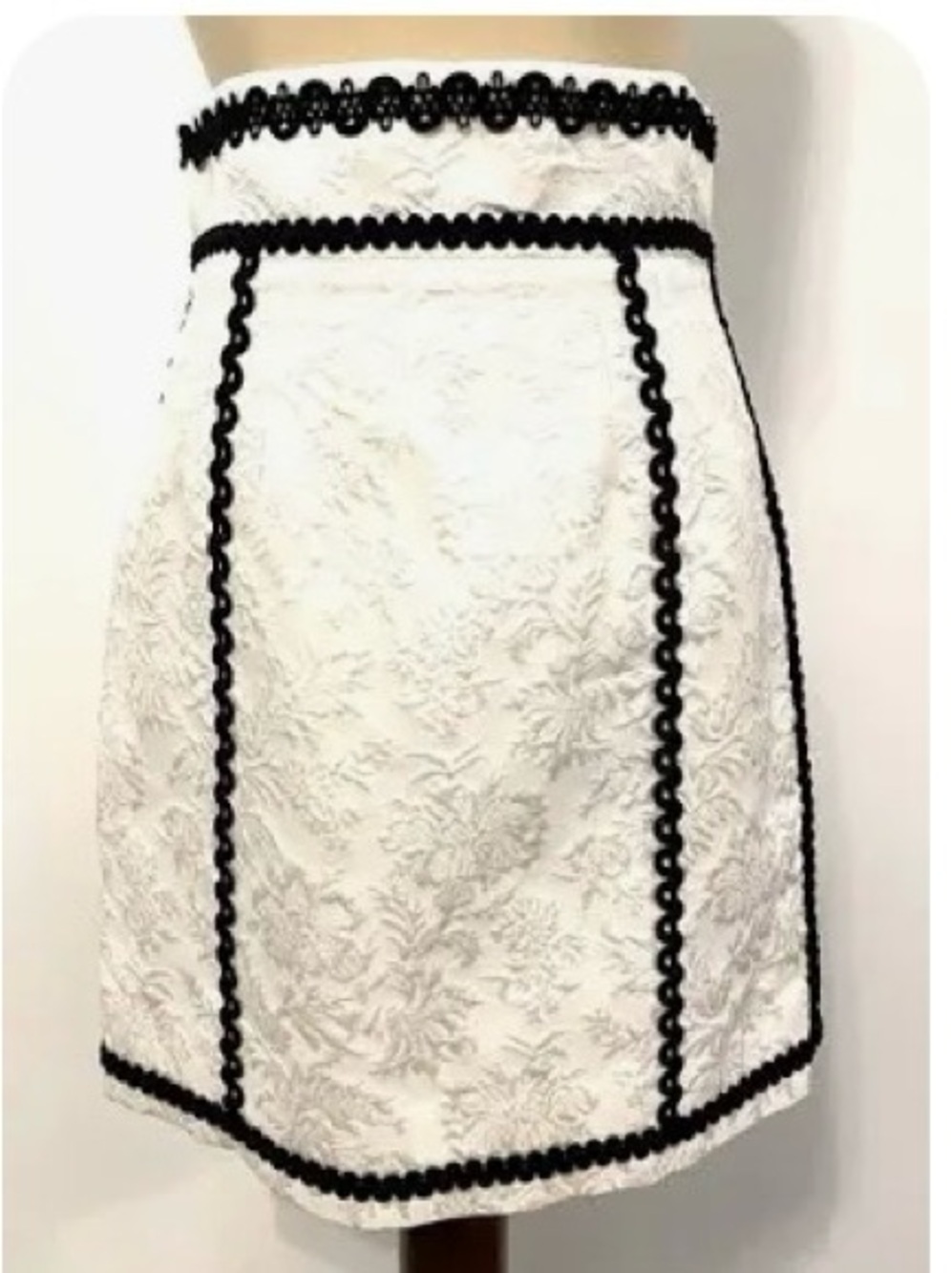 🛍️Dolce & Gabbana Rare & Authentic Silk Cotton Blend Jacquard Mini Skirt